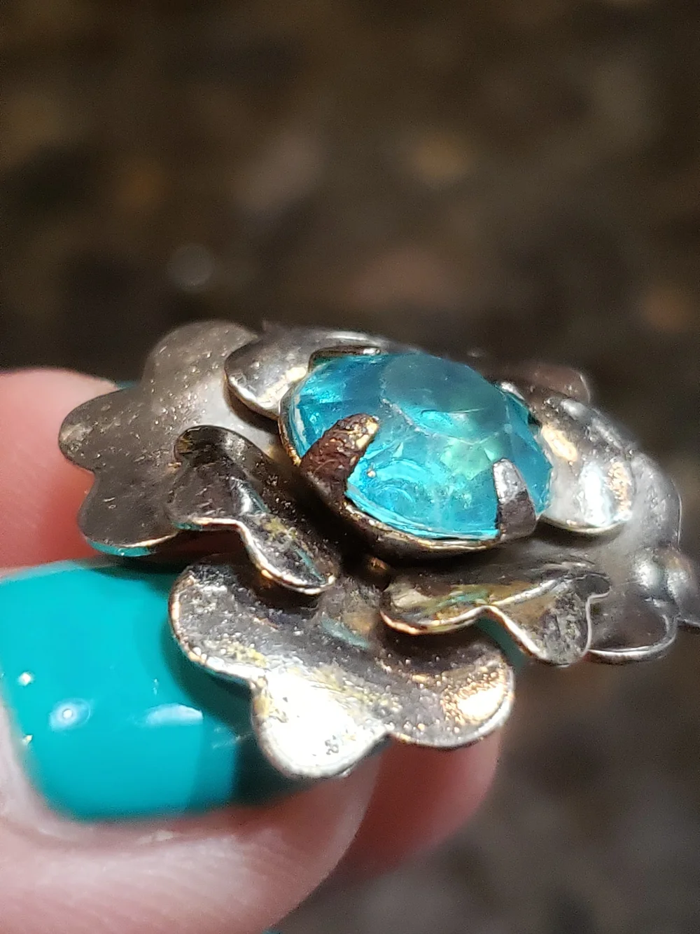 Vintage Floral Screwback Earrings